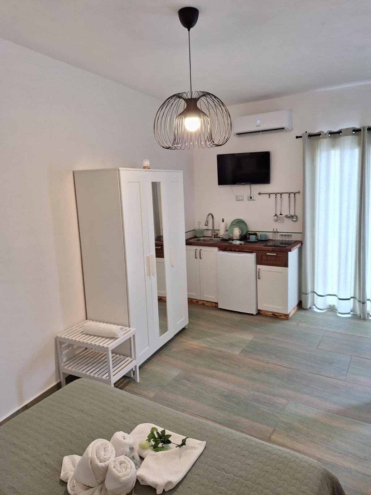 Casa Vacanze Green House Terrasini Eksteriør bilde