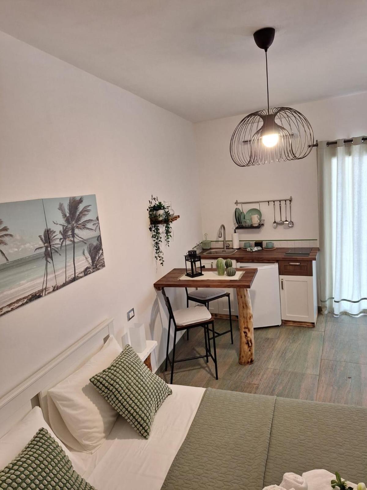 Casa Vacanze Green House Terrasini Eksteriør bilde