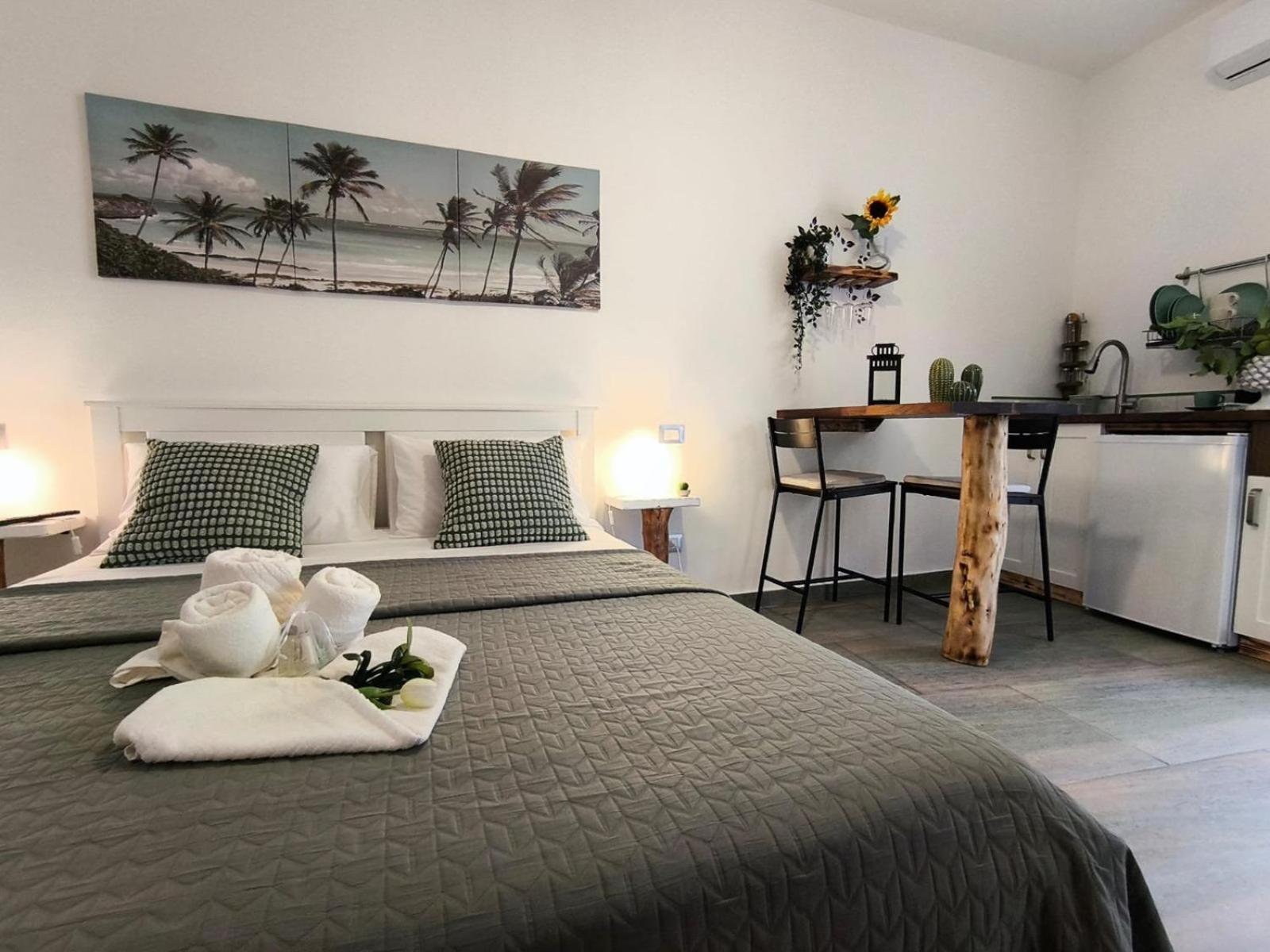 Casa Vacanze Green House Terrasini Eksteriør bilde